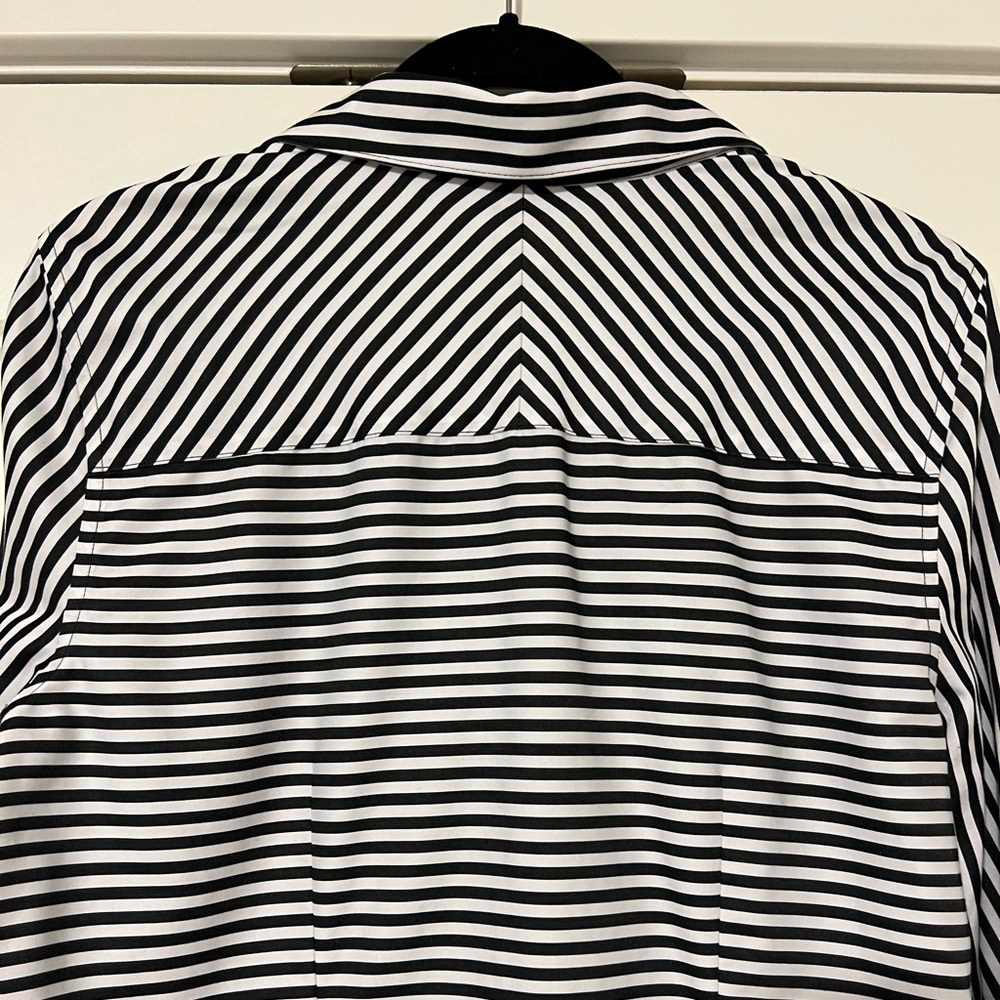 Chico's Black and White Striped No Iron Blouse - Picture 4 of 9